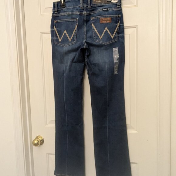 WRANGLER RETRO Women's  Junior's Boot Cut Jeans Size 9 X 34 Blue NWT - Picture 1 of 11